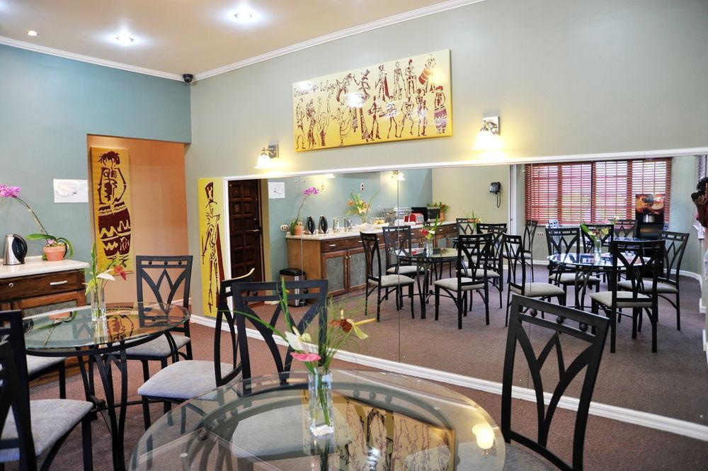 Culture Crossroads Inn Port of Spain 外观 照片