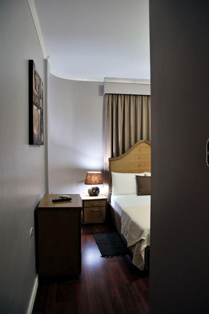 Culture Crossroads Inn Port of Spain 外观 照片