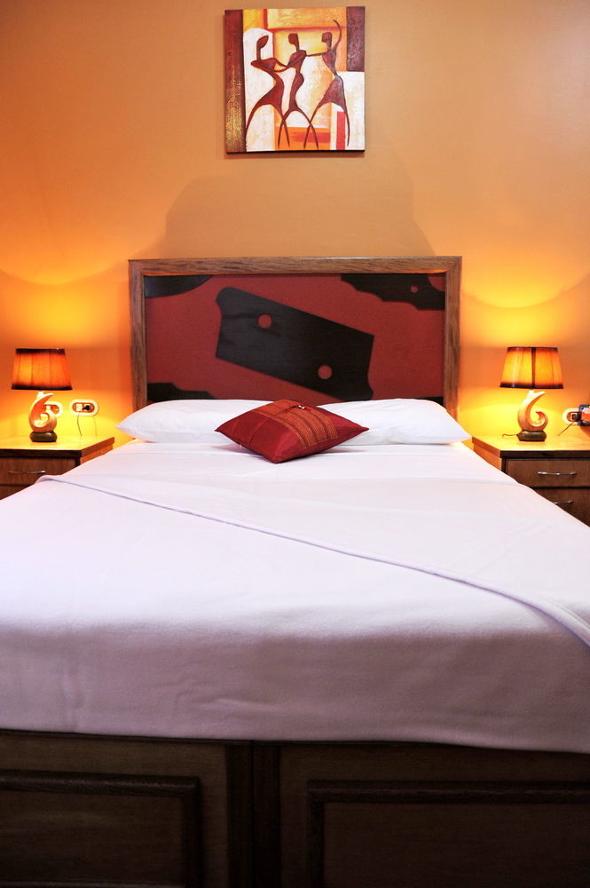 Culture Crossroads Inn Port of Spain 外观 照片