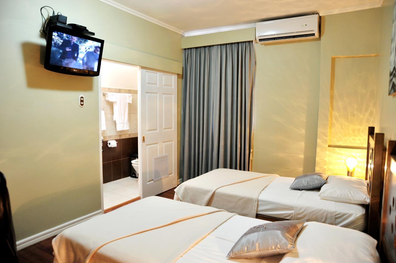Culture Crossroads Inn Port of Spain 外观 照片