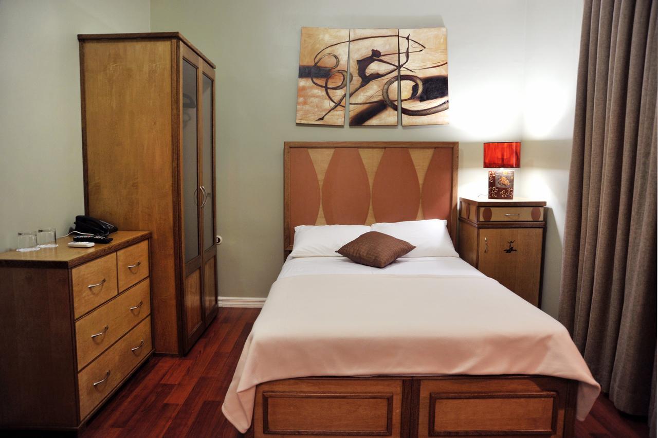 Culture Crossroads Inn Port of Spain 外观 照片
