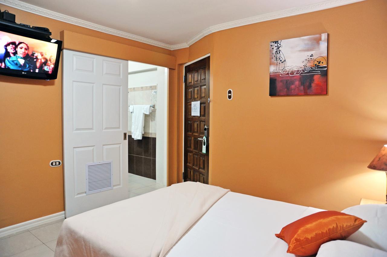 Culture Crossroads Inn Port of Spain 外观 照片